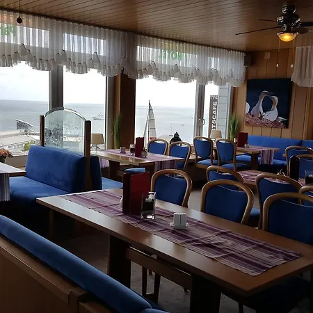 Panorama Garni Hotel *