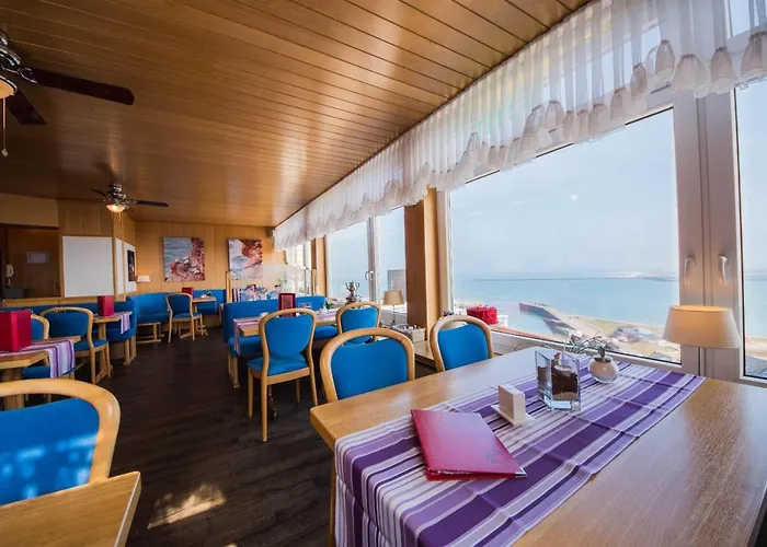 Panorama Garni Hotel *